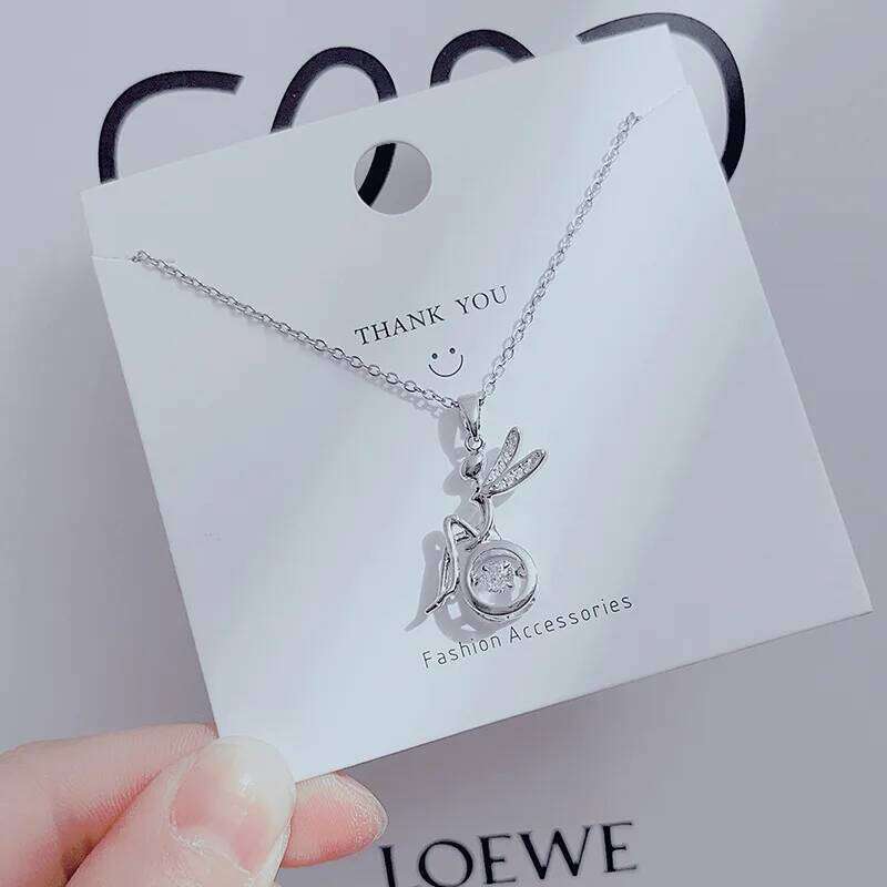 Korean Style Niche Design Dynamic Necklace for Women, Elegant and Simple Cr Pendant Collarbone Chain Geometric Neck Jewelry H260312