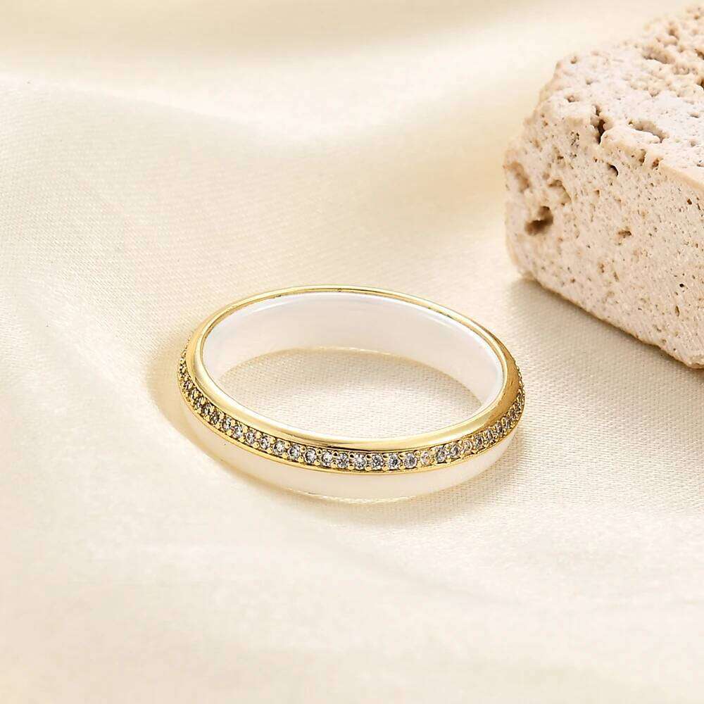 Classic Titanium Stainless Steel White/Black/Gold Ceramics Ring Jewelry Couple Micro inlaid Zircon Wedding Rings For Women H260312