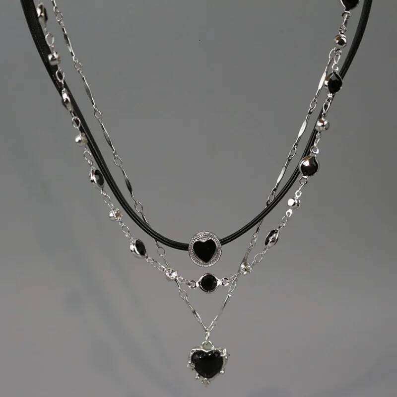 Punk Gothic Necklace Y2k Grunge Multilayer Black Heart Pendant Choker Clavicle Chain Women Girls Aesthetic Jewelry Accessories H260312