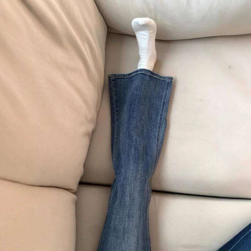 Women's 2025 Fall New Blue High Waist Flared Jeans Showcasing Slim Look for Pear Shaped Body with Elasticity Z260313