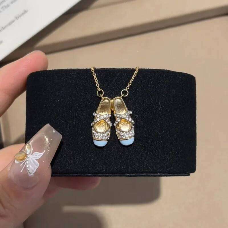 1Pc BALLERINA Slippers Ballet Dance Shoes Pendant Necklace Jewelry Best Friends Teacher Dancing r Birthday Gift New H260312