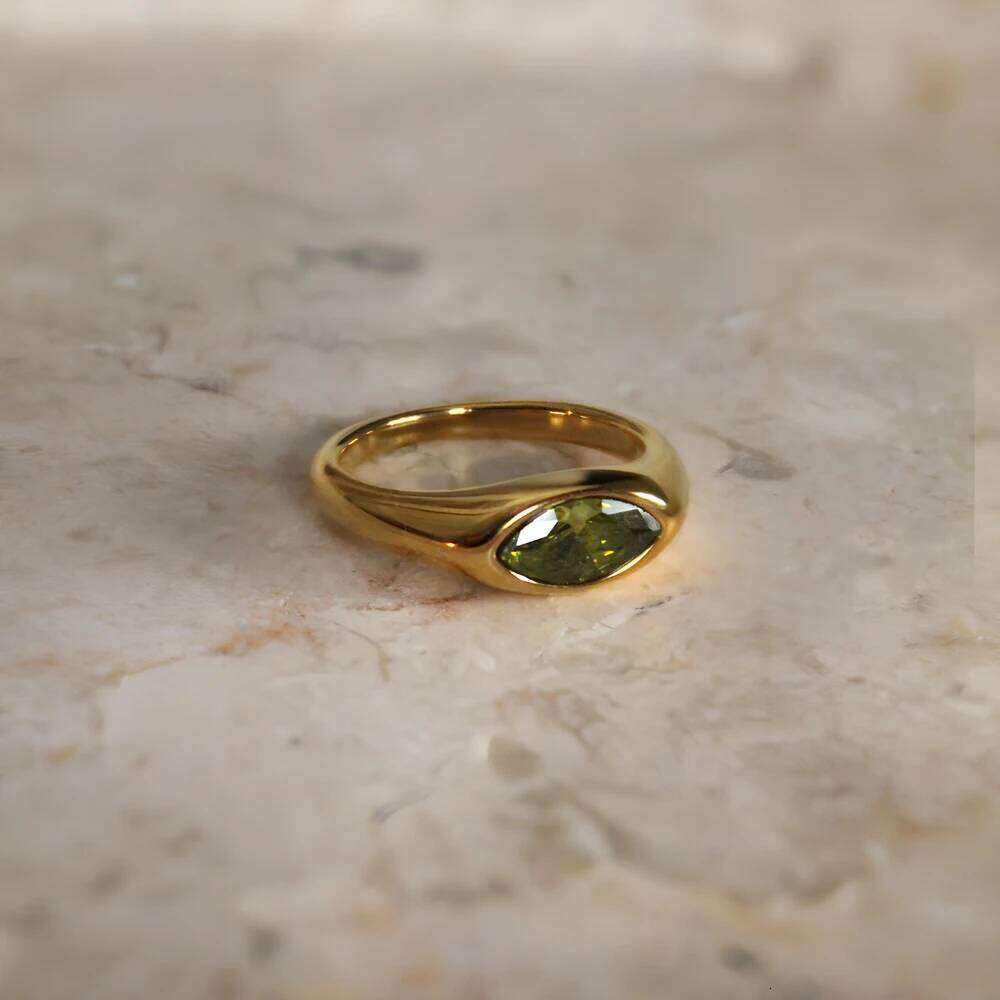 Women's Titanium Steel Marquise Cut 4 Colors Korean Inspired Light Luxury Jewelry Hypoallergenic Stackable Dainty Ring H260312