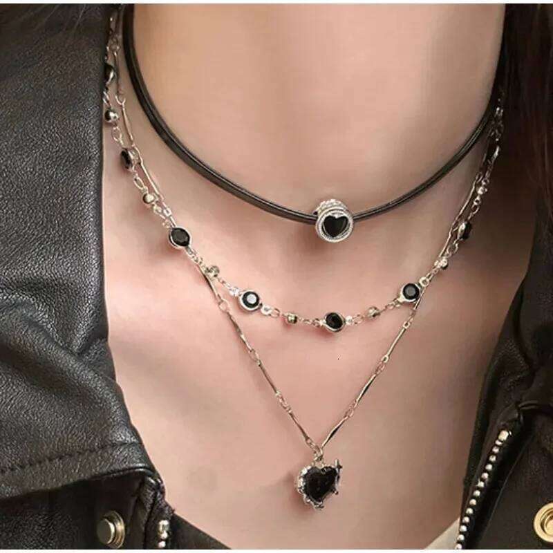 Punk Gothic Necklace Y2k Grunge Multilayer Black Heart Pendant Choker Clavicle Chain Women Girls Aesthetic Jewelry Accessories H260312