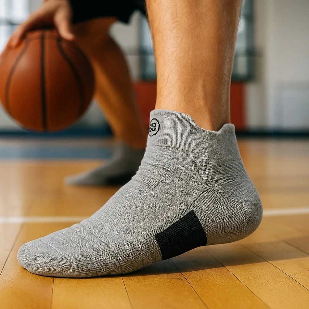 1/3 Pairs Anti-slip Football Socks Men Cotton Sock Short Long Tube Soccer Basketball Sport Socks Breathable Deodorous Sock 39-45 D260313