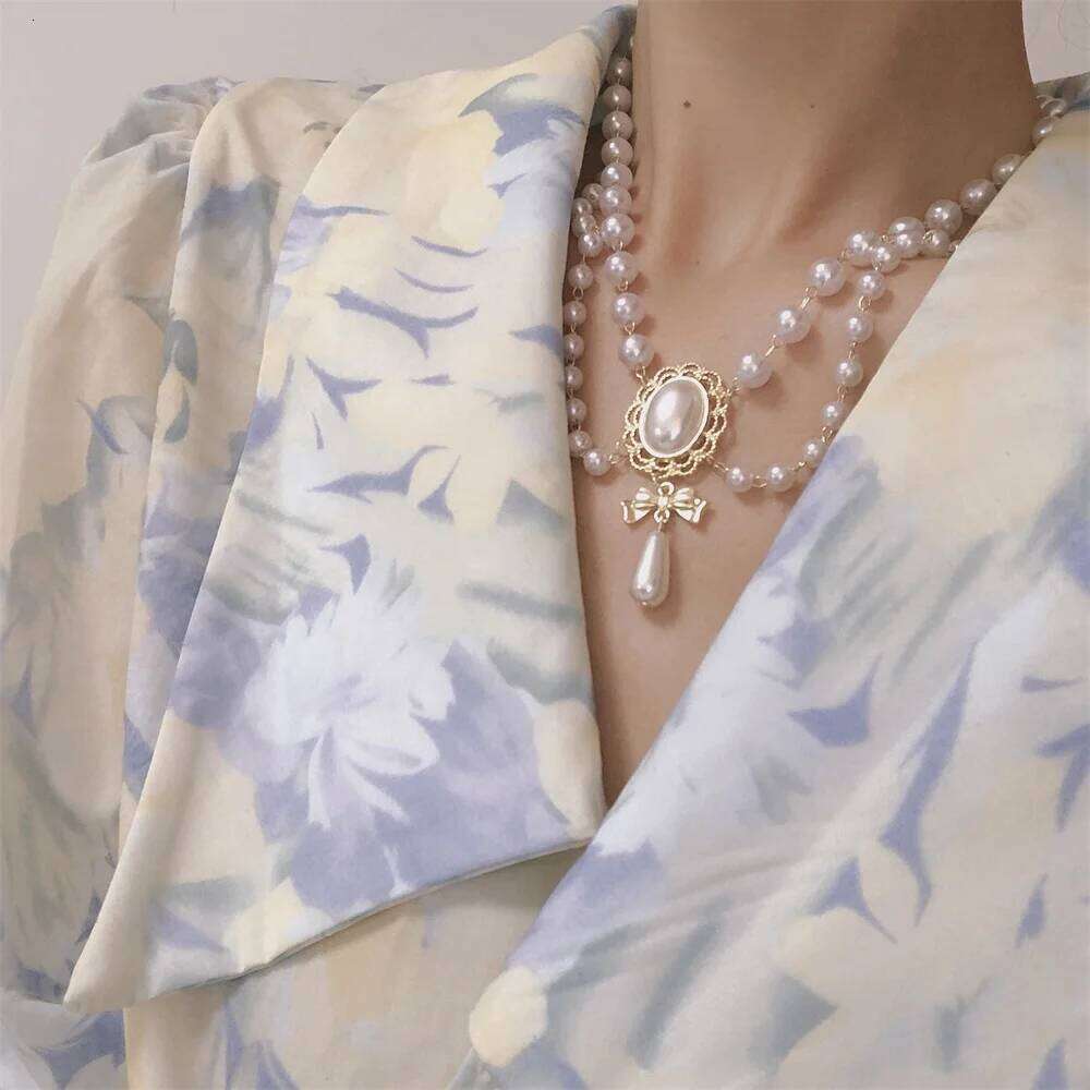 Multi-Layer White Heart Vintage Pearl Choker for Women Elegant Bowknot Pendant Wedding Necklace Jewelry H260312