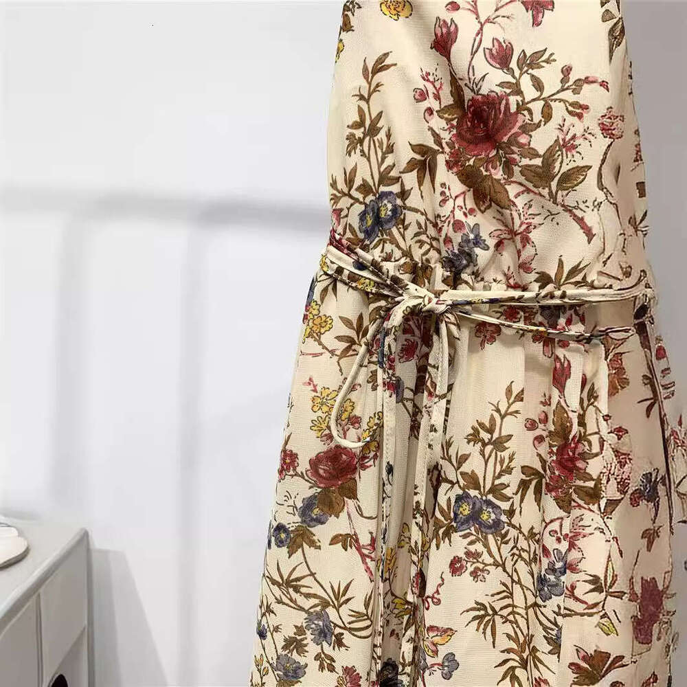 2026 Spring and Summer New Designer French Fashion Retro Long Flower Strap Skirt for Women