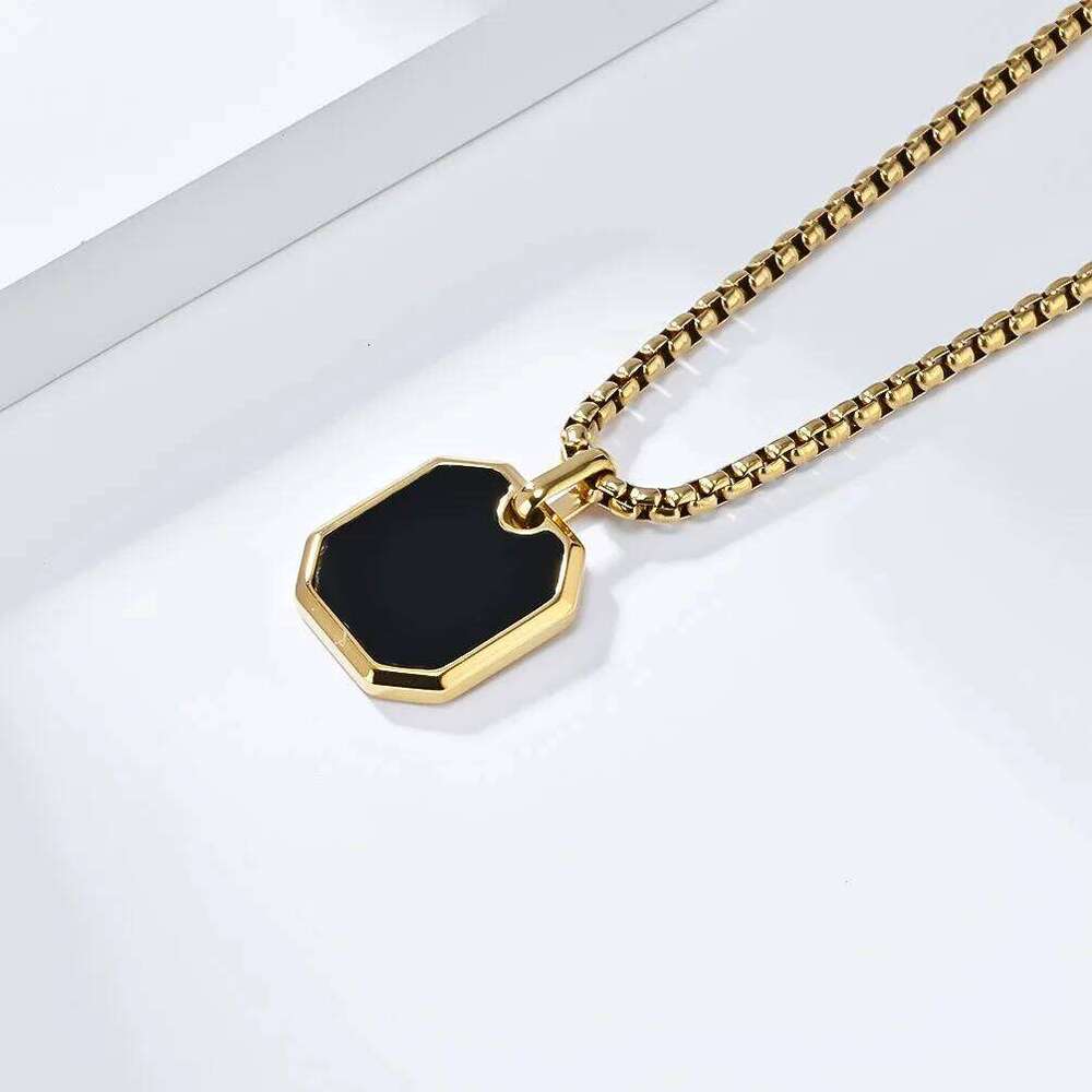 Black Pendants Men Women Stainless Steel Square Pendant Necklace with Rolo Chain for Jewelry Gifts H260312