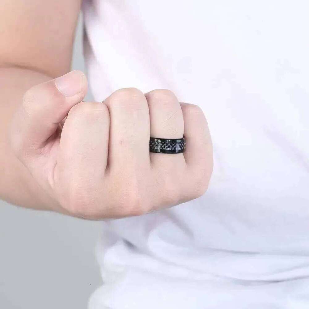 Fashion 8MM Stainless Steel Inlaid Black Carbon Fiber Rings For Men Women Wedding Engagement Party Jewelry Gifts H260312