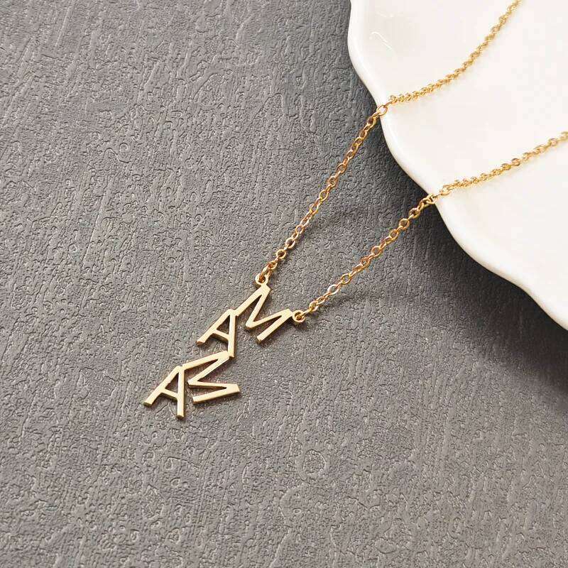 Customized Name Necklace Simple Personalized Stainless Steel Clavicle Chain Ladies Large Letter Pendant Jewelry Gift H260312