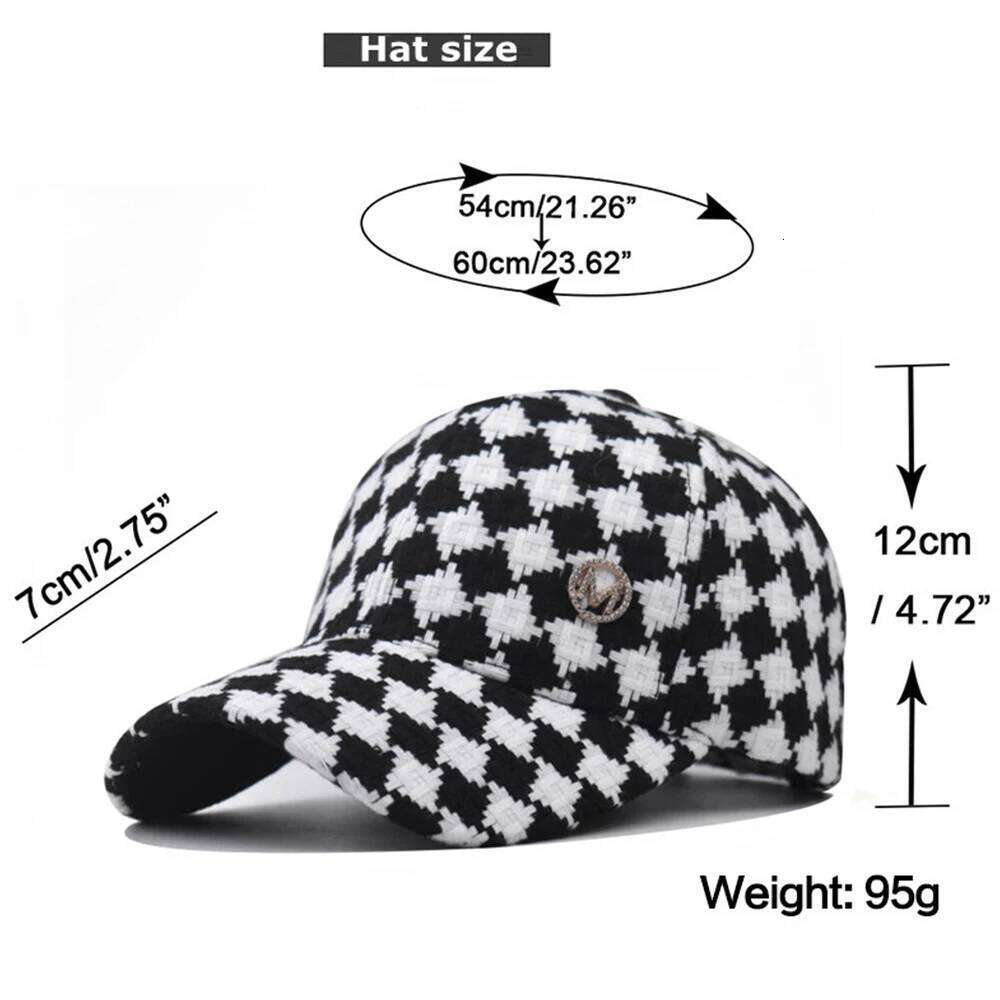 FS 2025 Beige Plaid Design Baseball Caps For Men Luxury Brand Women Cap Cotton Winter Streetwear Trucker Hat Casquette Femme Z260314