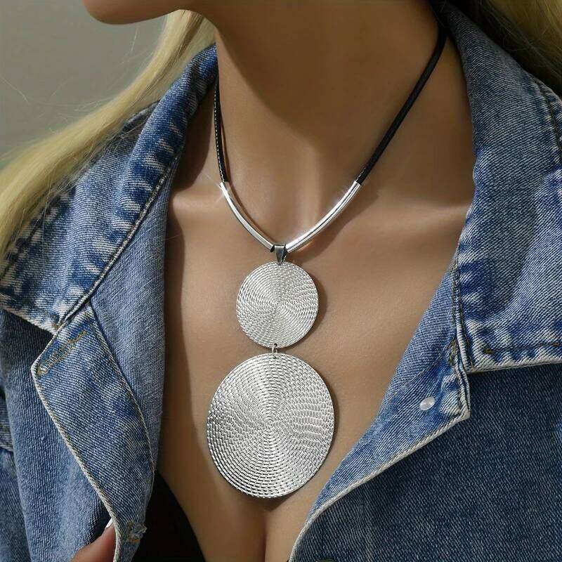 Europe and The United States Personality Round Piece Pendant Necklace Women Niche Exaggerated Design Party Jewelry Gifts H260312