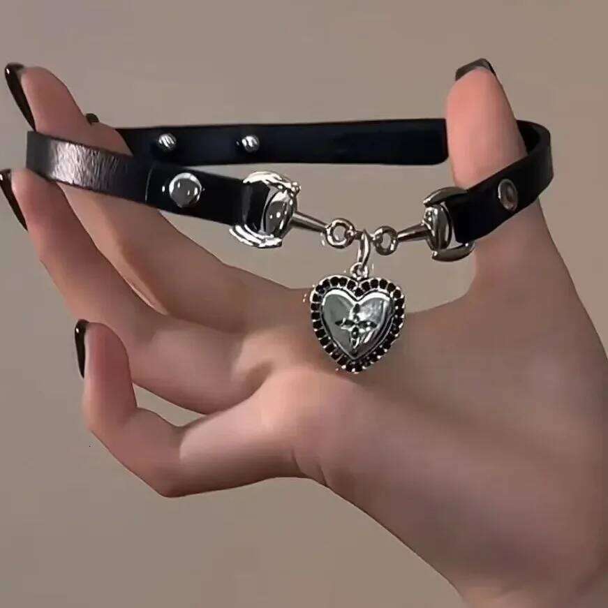 Gothic Y2K Red Butterfly Star Heart Cross Pendant Ghost Claw Choker Charms Necklaces Women Aesthetic Accessories Grunge Jewelry H260312