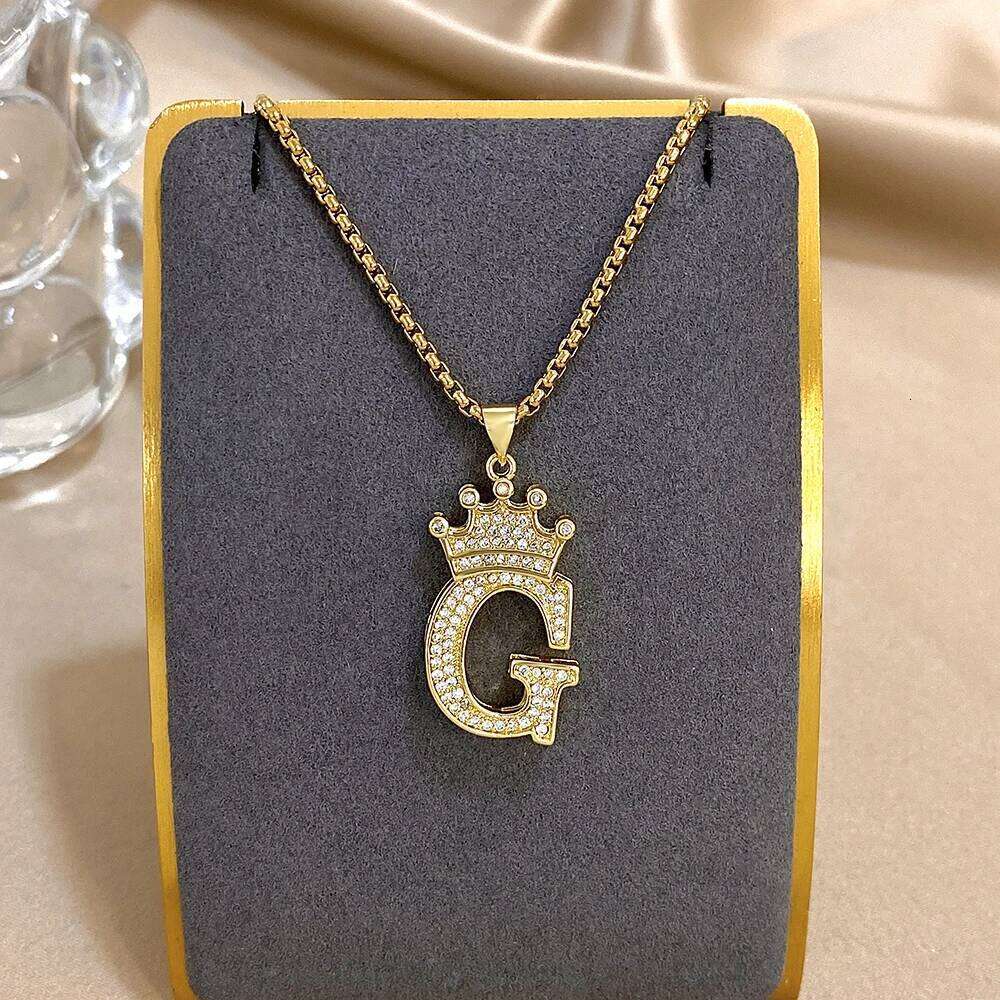 Greatera Chic Crown Zircon Filled Letter Pendant Necklace For Women Copper Plated Gold Light Popular Jewelry Holiday Gift H260312