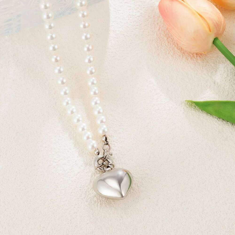 Boho Heart shaped Pendant Necklace 2025 Women's Simple Sweet Long Imitation Pearl Beads Girl Wedding Fashion Jewelry H260312