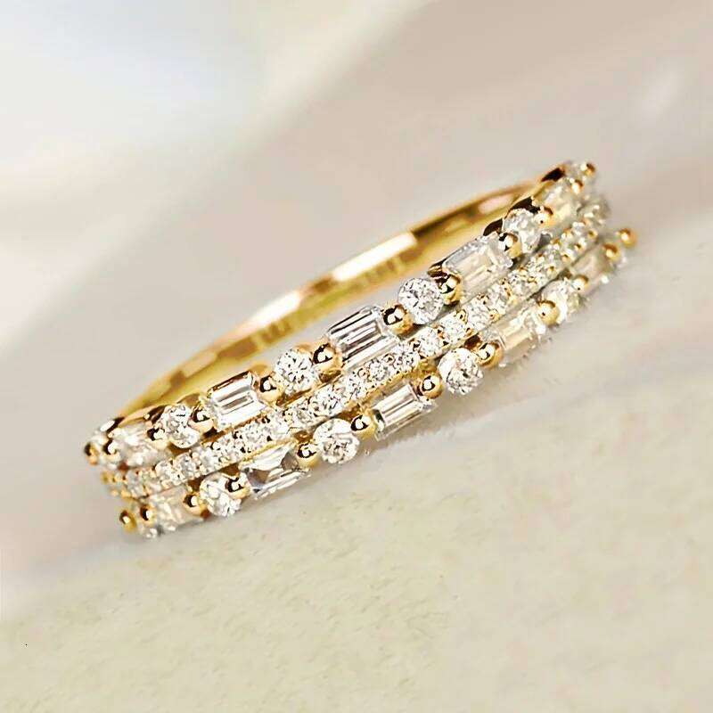 Huitan Dazzling Zirconia Finger Ring Lady Engagement Ceremony Accessories Women Fashion Versatile Jewelry for Wedding Party H260312