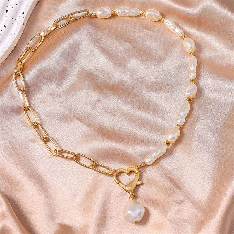 Fashion Handmade Imitation Pearl Choker for Women Hollow Heart Necklace Girls Party Festival Jewelry Gifts H260312