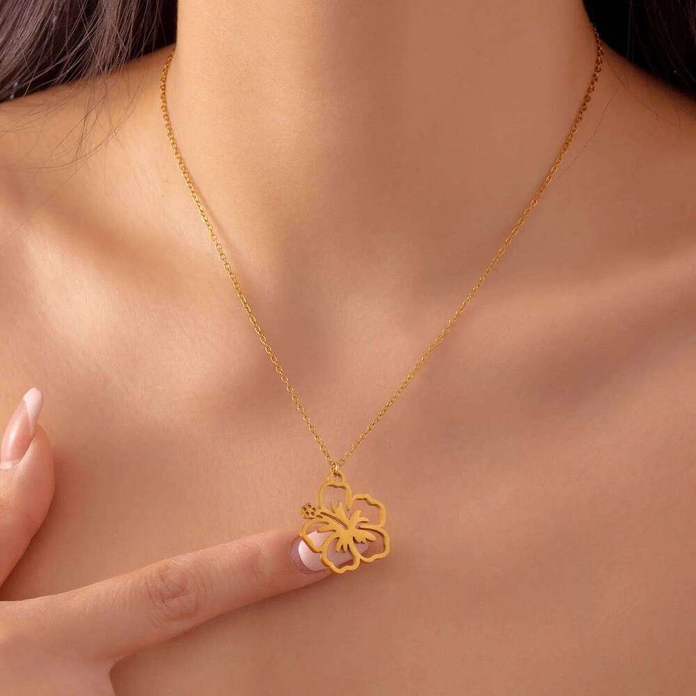 Stainless Steel Necklace For Women Light Hollow Flower Pendant Clavicle Chain Choker Party Minimalist Jewelry Gifts H260312