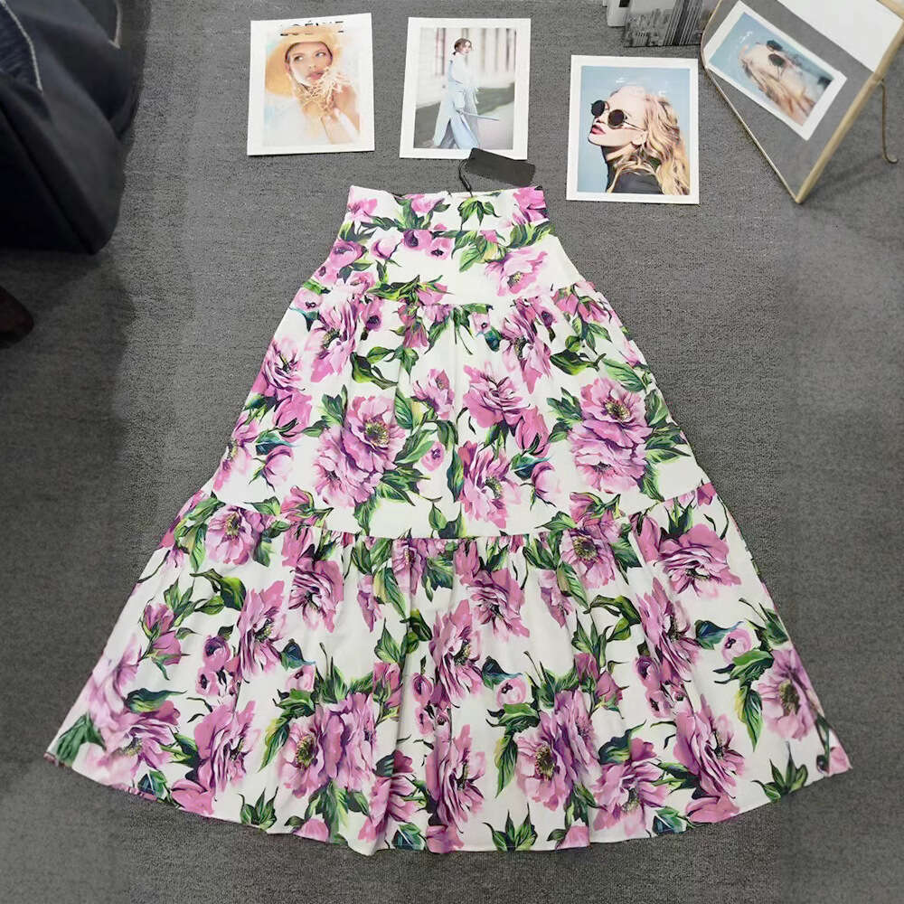 Designer women's retro printed high a24 waisted skirt, fashionable and versatile, pleated and loose A-line fluffy skirt