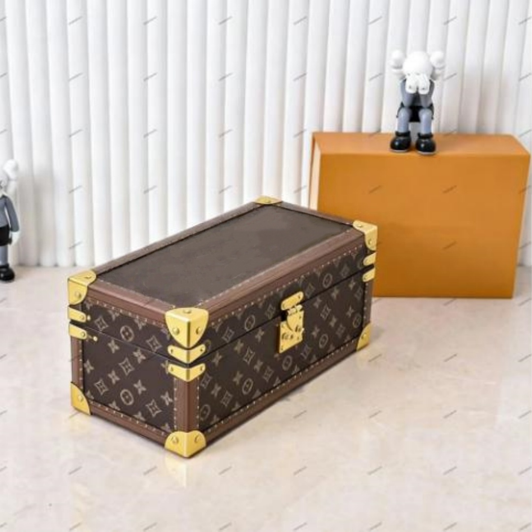 Hard Case Jewelry Storage Box Watch Box Vintage Pattern Box for Watches Cufflinks Sunglasses Accessories Dustproof Decorative Gift Box for Women