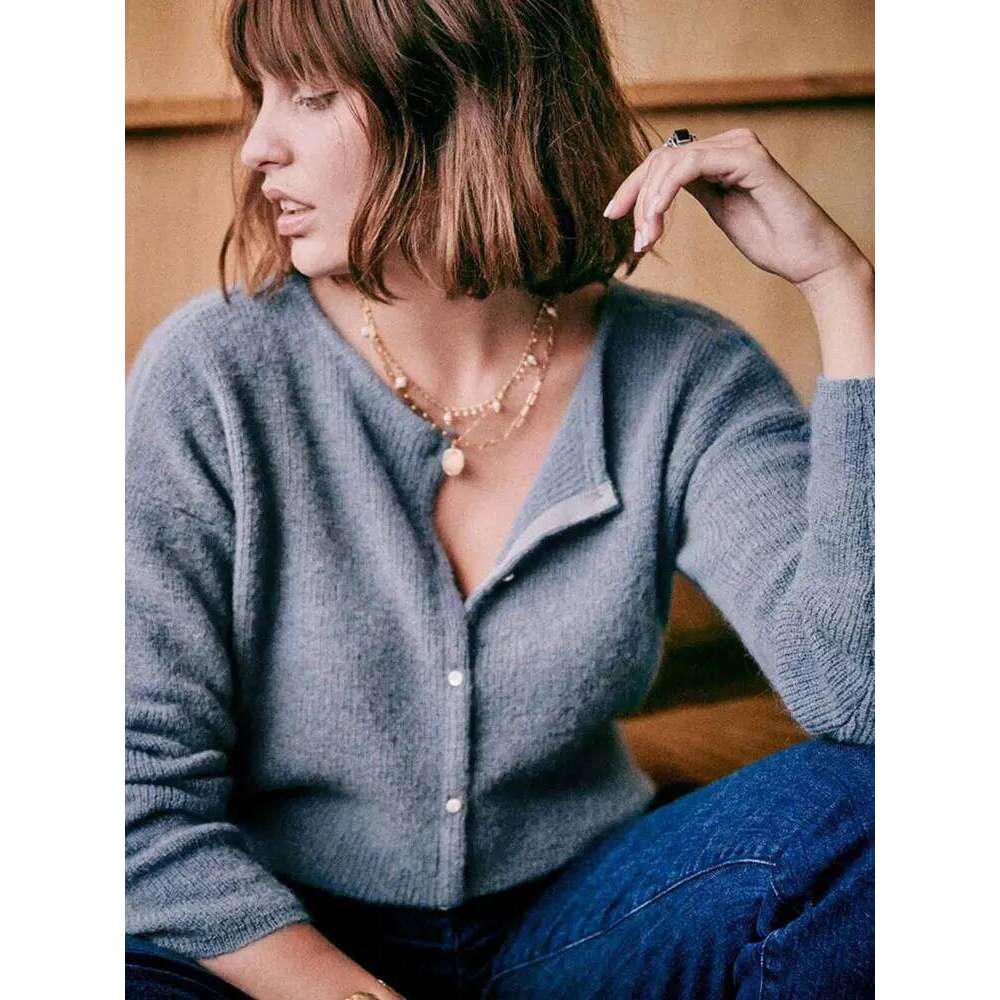 New Fashion Basic Women Solid Color Round Neck Long Sleeve Sweater Coats Casual Versatile With Button Soft Warm Cardigan Jackets Z260314