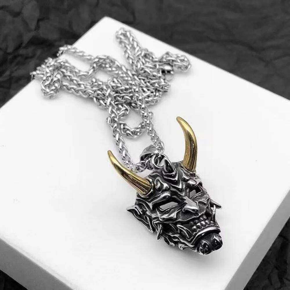 Fashion Gothic Mask Pendant Hip Hop Personality Cool Party Decoration Punk Retro Devil Necklace for Men and Women H260312