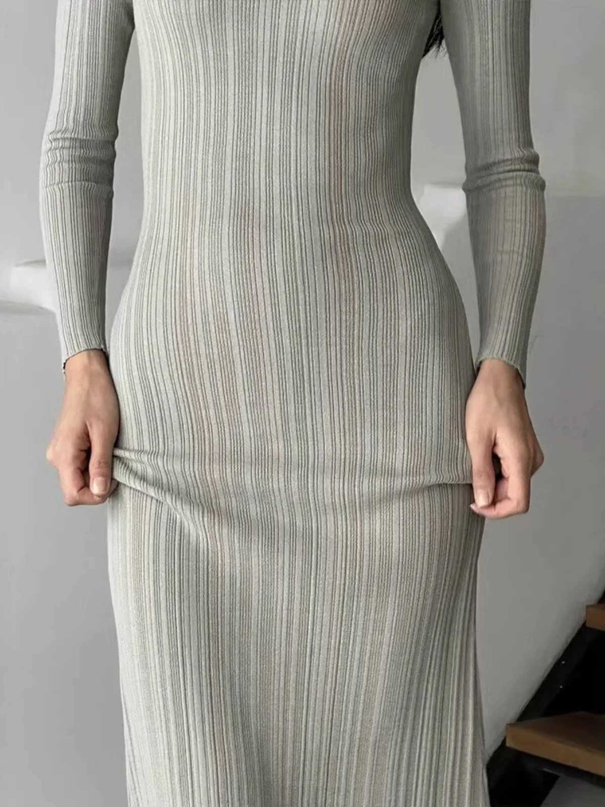 Rabbit velvet core yarn slim long sleeve knitted long dress casual waist-hugging long striped skirtT260314