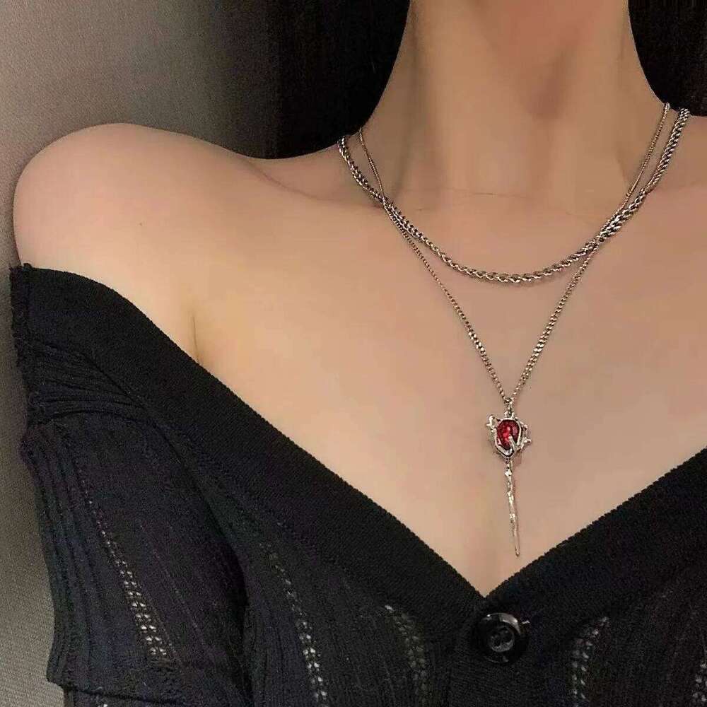 Double Layer Red Crystal Pendant Necklace Layered Necklaces Thorn Rose Clavicle Chain Choker Earrings Goth Jewelry set Gift H260312