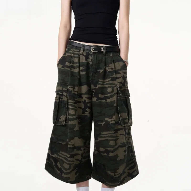 American Camouflage Women Baggy Cargo Shorts Pockets High Street Handsome Fashion Summer Vintage Hip Hop Casual Shopper Z260312