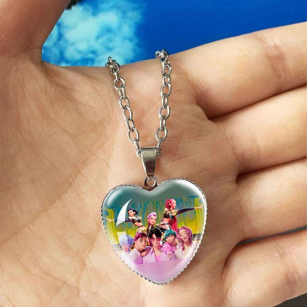KPop Demon Hunters Rumi Zoey Mira Heart Necklace Glass Pendant Alloy Fashion Jewelry Fans Collection Gift H260312
