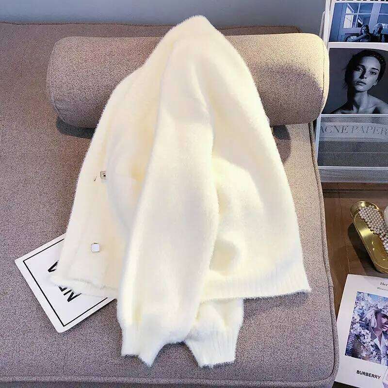 Girl White Cardigan Autumn Knitwear Shorty Short Style Coat Fashion Temperament Lazy Wind Tops Female Fluffy Sweater Wholesale Z260313