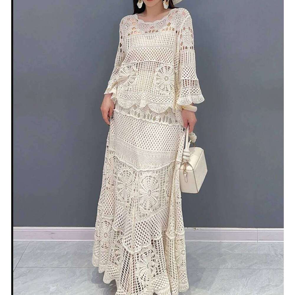 Superaen Spring New European And American Women S Clothing Fashion High End Top Tshirt Pleated Skirt Sets MAKOUFEI