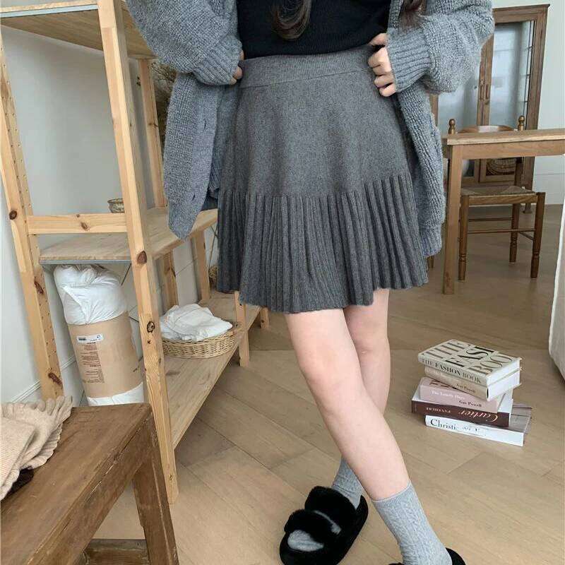 Autumn Pleated Women Mini Korean Sweet Knitted Slim Female Skirts New Preppy Style Elastic Waist Ladies Casual Skirt InsI Z260314