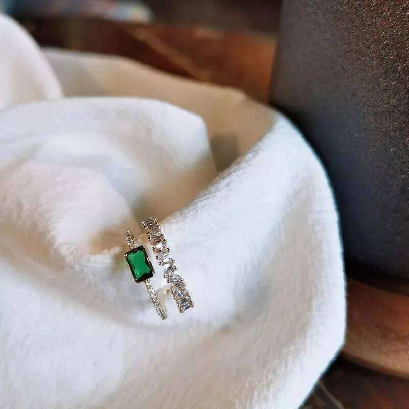 LATS Luxury Green Zircon Gold Color Double Open Rings for Woman 2022 New Fashion Goth Finger Jewelry Wedding Party Sexy Ring H260312