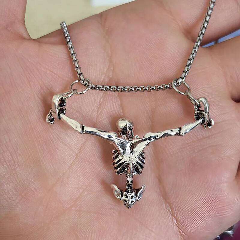 Creative Crucifixion Skull Pendant Men Necklace Punk HipHop Silver Color Half Body Skeleton Hanging Party Jewelry Gift Wholesale H260312