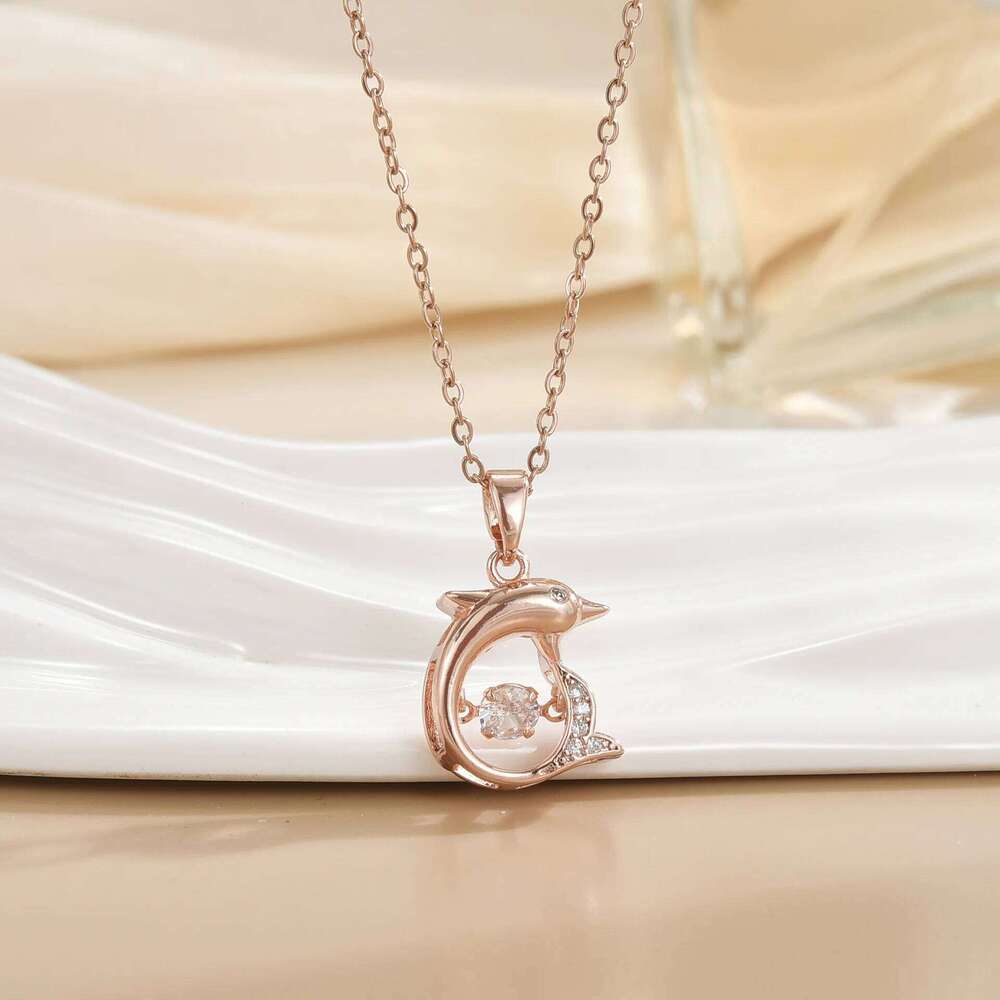 Titanium Steel Non-Fading Dynamic Necklace for Women, Elegant and Simple Cr Clavicle Chain with Unique Design H260312