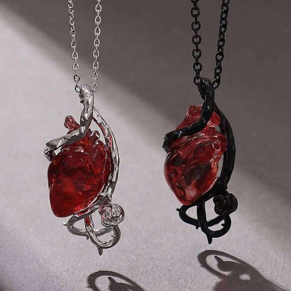 Heart Couple Pendant Necklace, Thorn Vine Flower Clavicle Chain Halloween Pendant, A Holiday Gift For Friends H260312