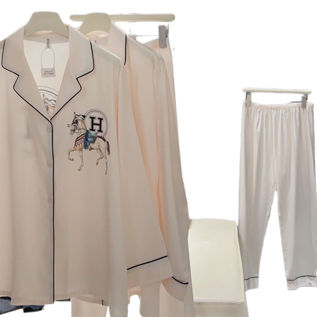 Couple's long-sleeve home wear set, high-end designer pajamas, new spring ice silk pajamas for women
