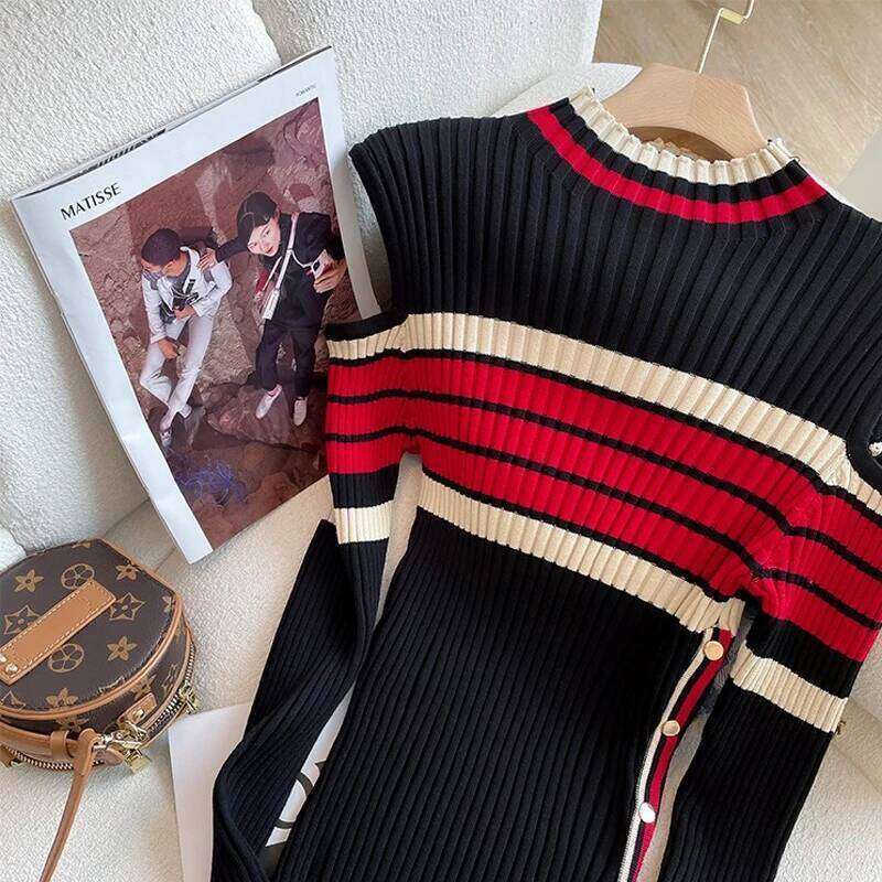 YuooMuoo 2025 Autumn Winter Women Knit Sweater Chic Fashion Cut Out Shoulders Long Sleeve Bodycon Lady Office Dress Z260314