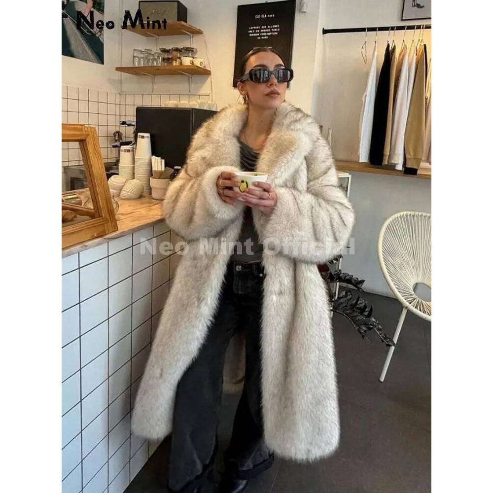 Neo Mint Street Style Long Eco Faux Coats Women 2025 Winter Fluffy Gradient Fox Fur Jacket Brand Fashion Girls Overcoats Z260313
