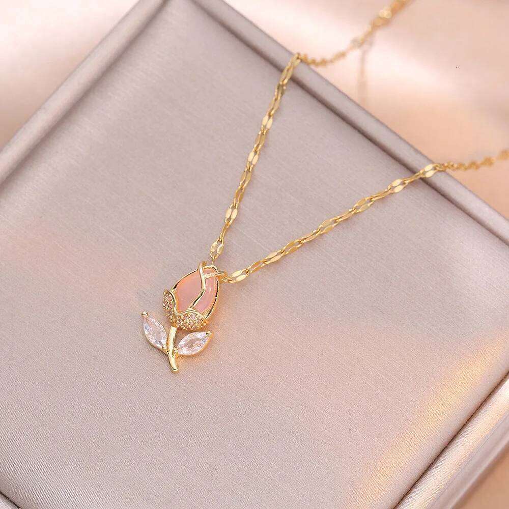 Sweet Romantic Pink Tulip Flower Pendant Necklaces for Women Girls Classic Stainless Steel Chain Jewelry Accessories Gifts H260312