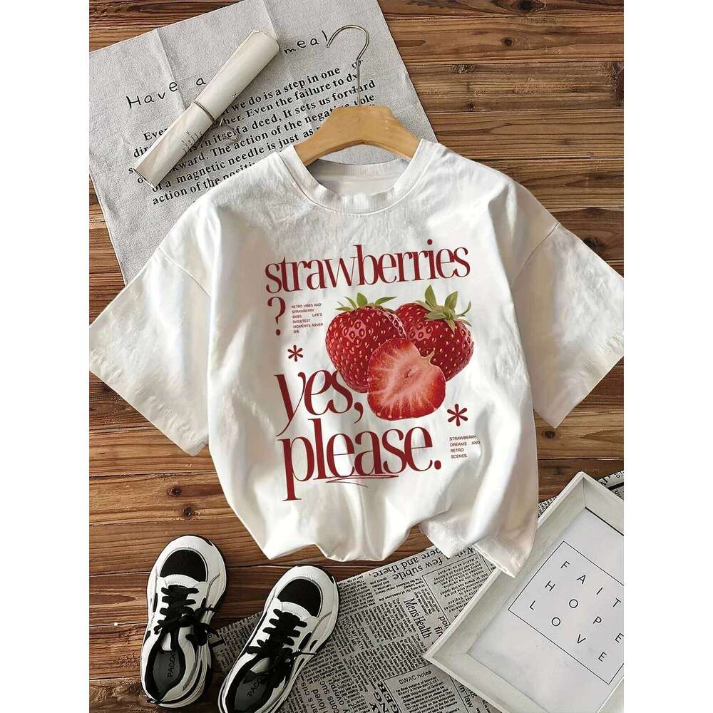 2025 New T-shirt Strawberry Graphic Print Women'S Vintage Casual Printed T Shirt Round Neck Women Short Sleeve Top Tee Z260314