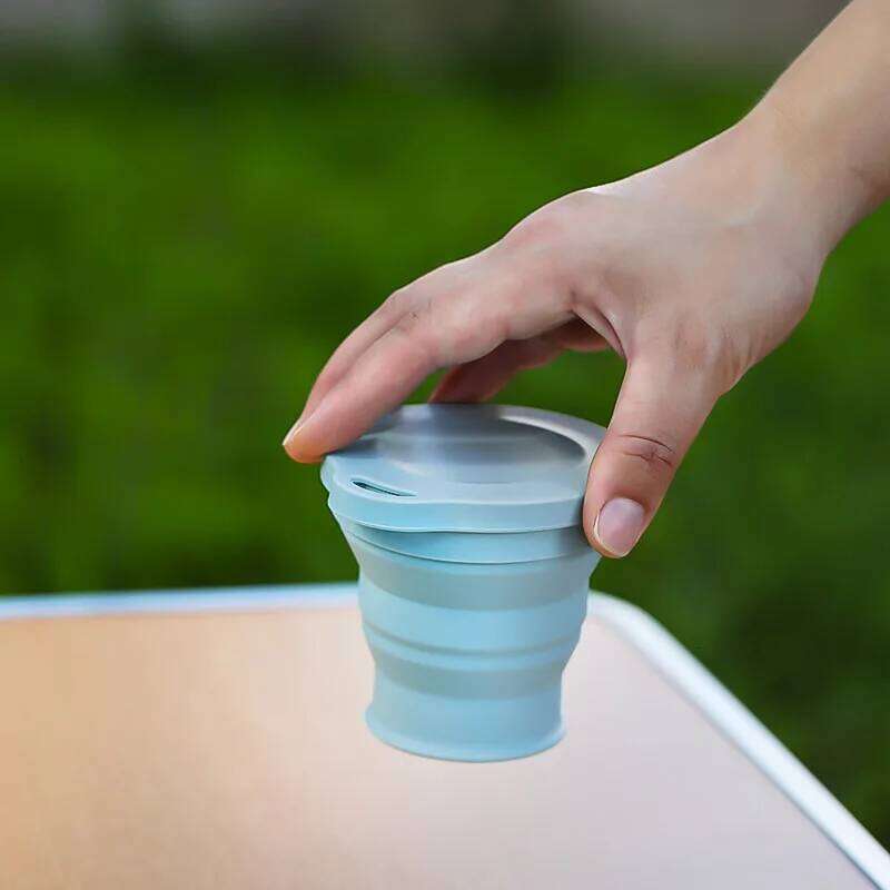 Foldable Heat-Resistant Silicone Outdoor Water Cup with Lid, Portable and Collapsible Rinsing Cup, 180ml Z260314