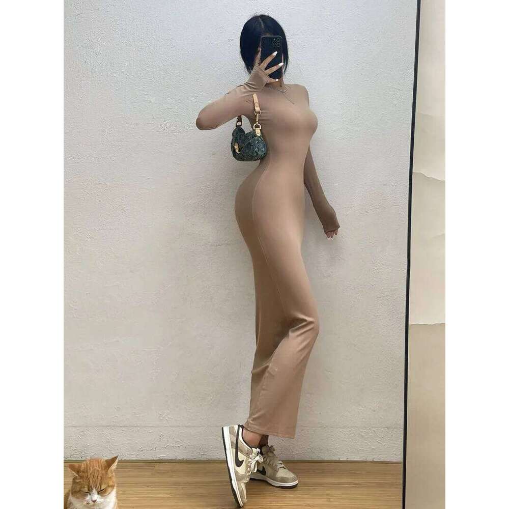WOMENGAGA Simple Dress Round Neck Long Sleeve Tight Slim Maxi Dresses Elegant Fashion Korean Women Robe DEH8 Z260313