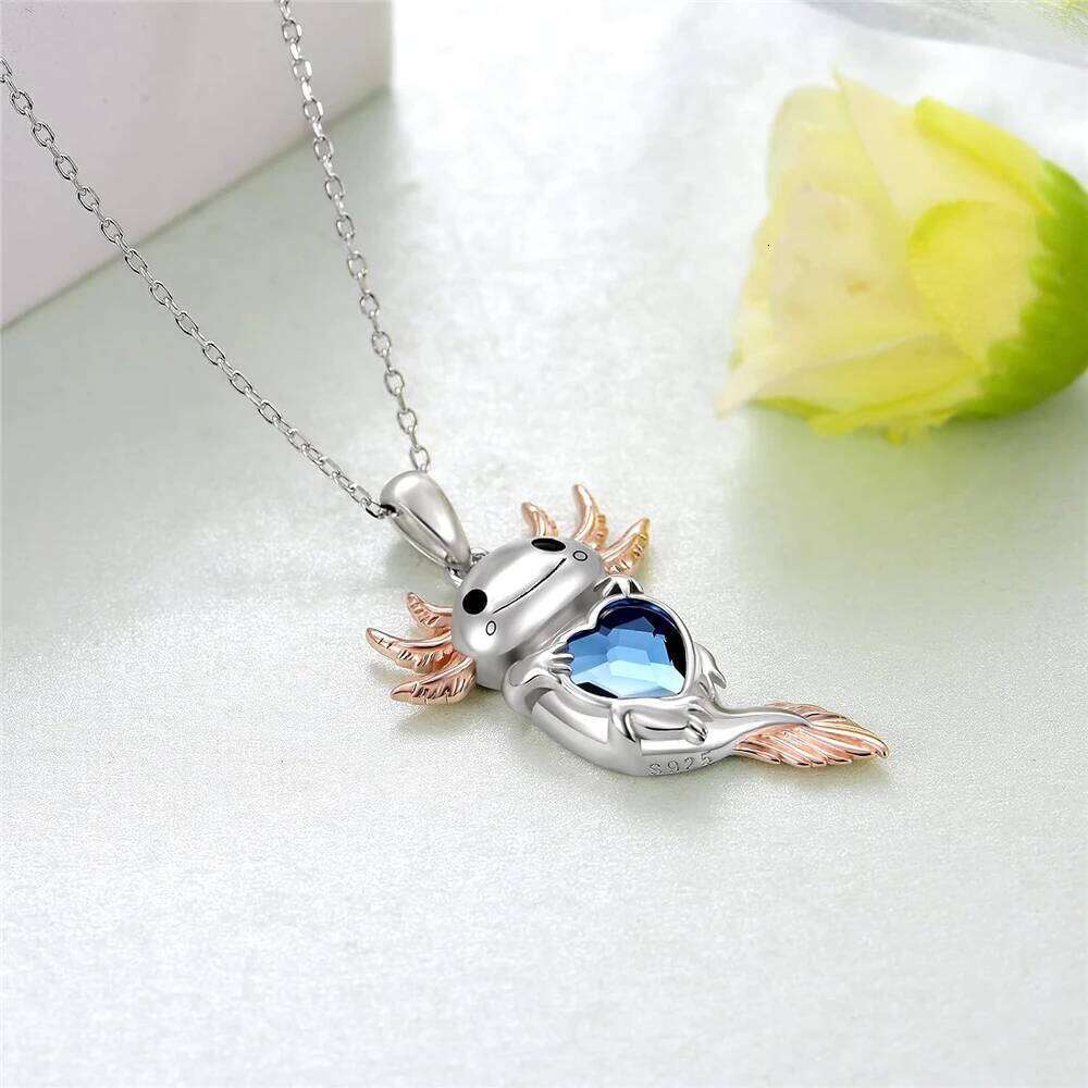 Exquisite Cute Cartoon Axolotl Holding Heart Pendant Necklace Animal Fashion Girls Party Holiday Jewelry Decoration Gift H260312