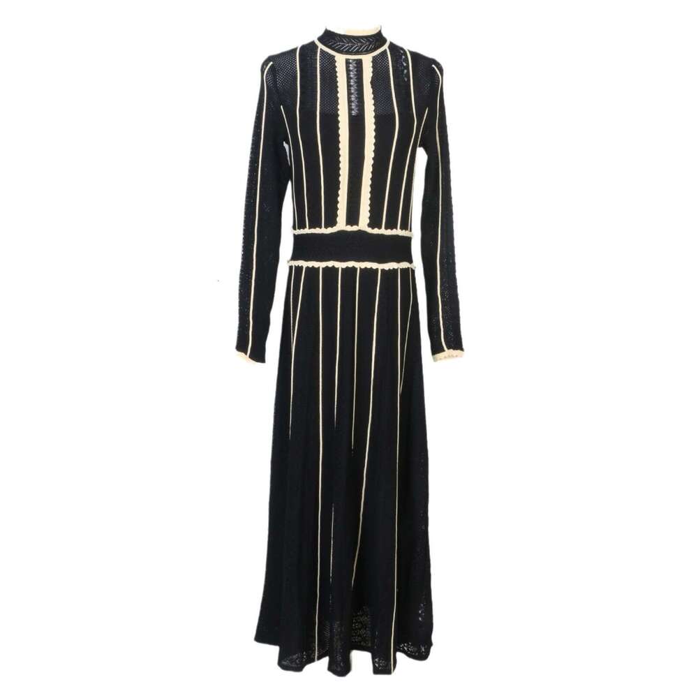2026 Autumn/Winter French Designer Knitted Goddess Set Two Piece Color blocked Elegant Formal Women's Long Skirt