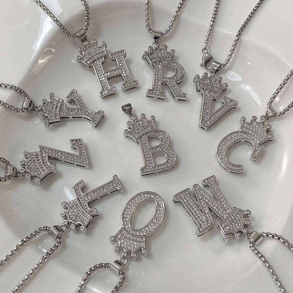 Freetry 26 Letters A-Z Zircon Crown Pendant Necklace for Women Men Punk Initial Alphabet Necklaces Hip Hop Choker Chain Jewelry H260312