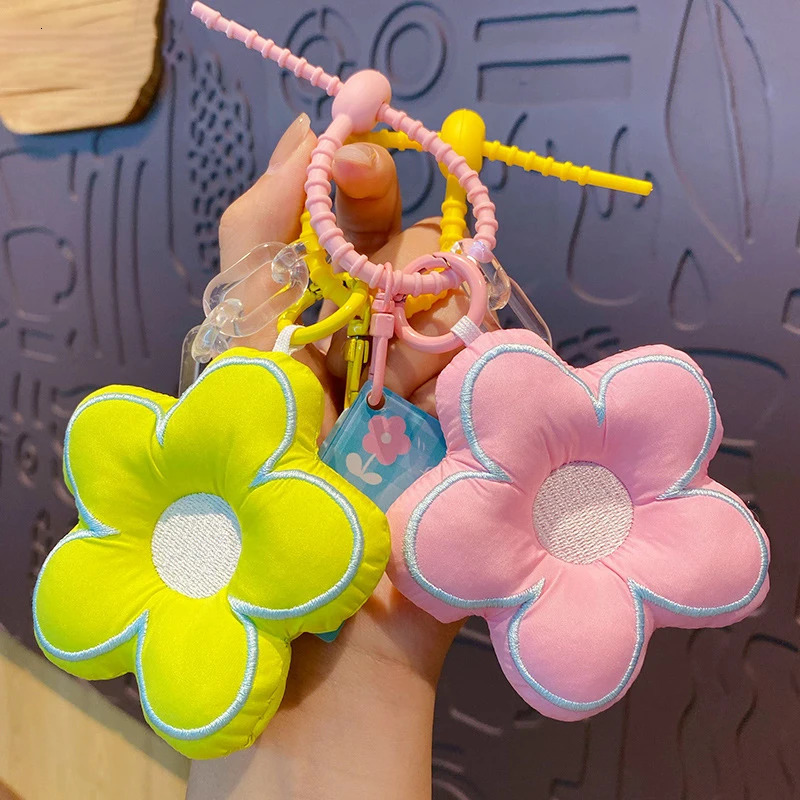 1PC Fashion Stuffed Keychain Pendant Bag Charm Flower Accessories Handbag Ornaments Cute Lanyard Car Key Chain 260311