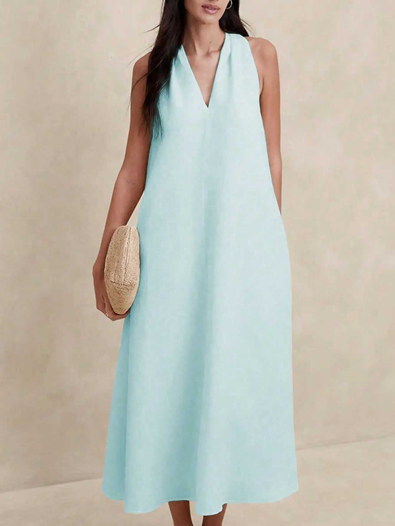 A New Womens Dress for Spring/Summer 2026 Featuring a Cross-Necked V-Neck Design Sleeveless Off-The-Shoulder Casual Vacation StyleT260314