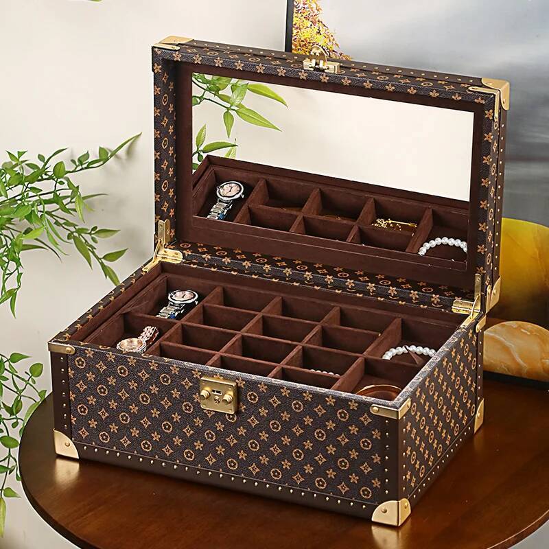 Capacity Large High-Fashion Handheld Cosmetic Bag PVC Waterproof Portable Vintage & Toiletry Organizer