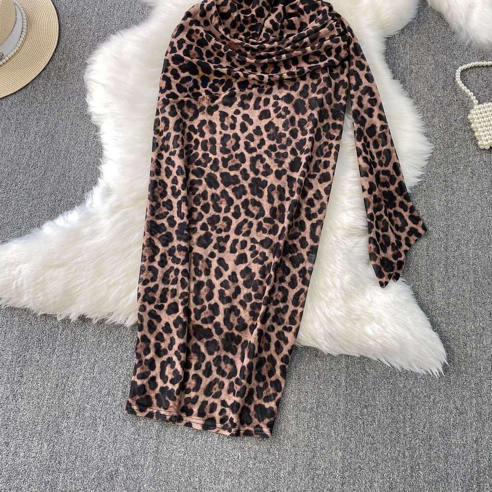 2026 European and American style sexy a18 lace patchwork leopard print camisole dress, long length, designer slim fit to highlight figure